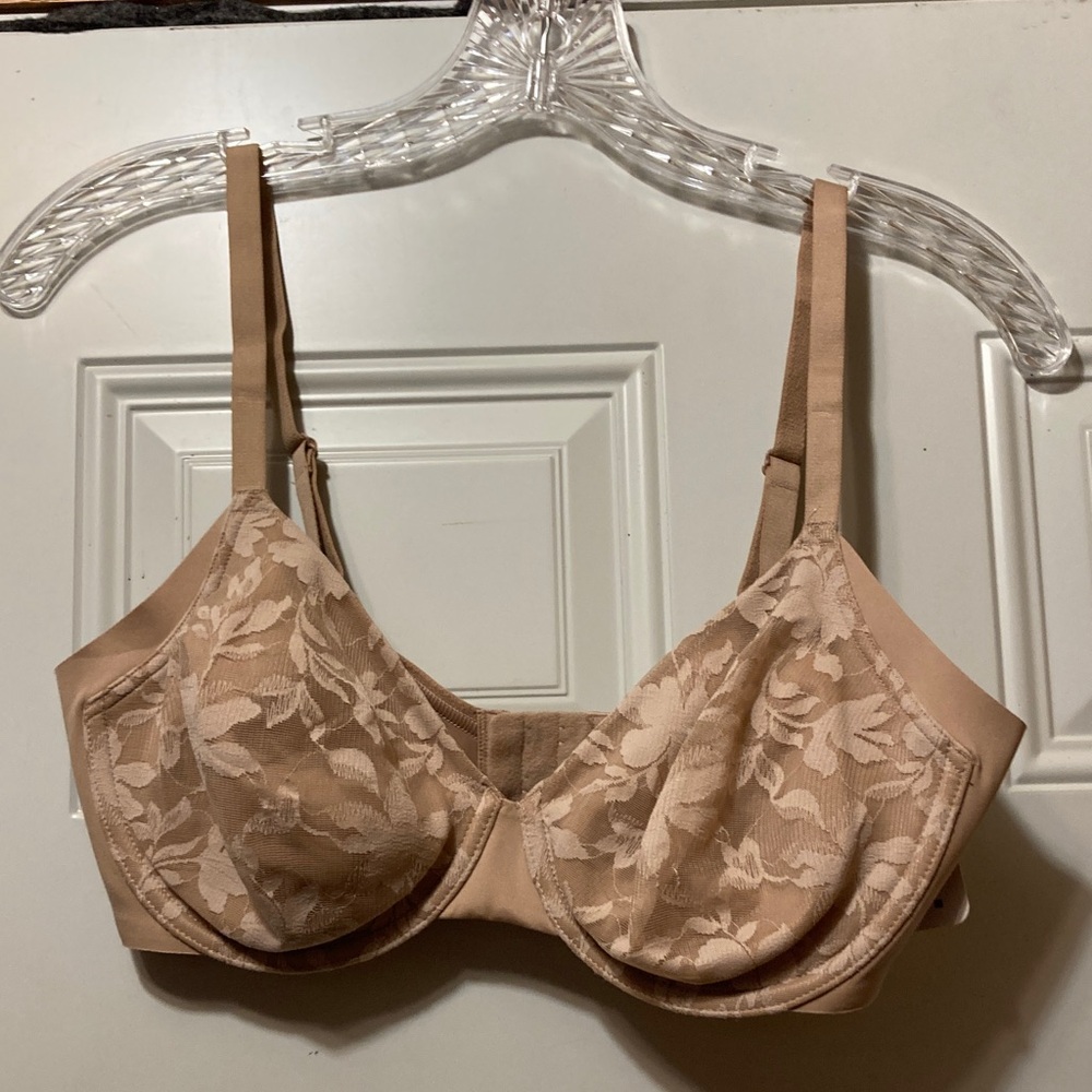 Warner’s Nude Lace Underwire Bra - Women's Intimates 34D‎ NWT